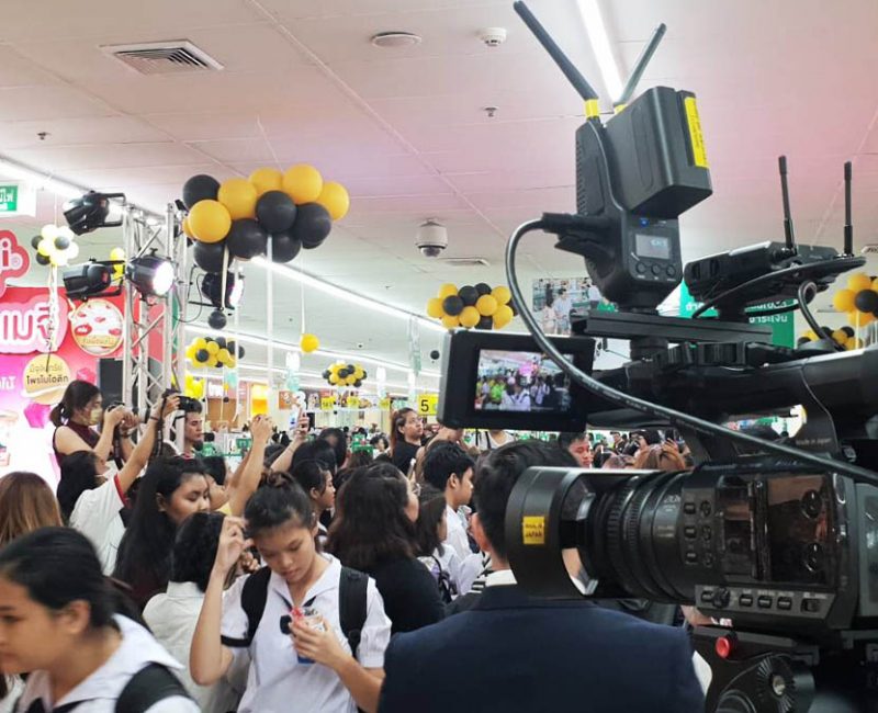 Facebook live streaming : CP Meiji Yoghurt